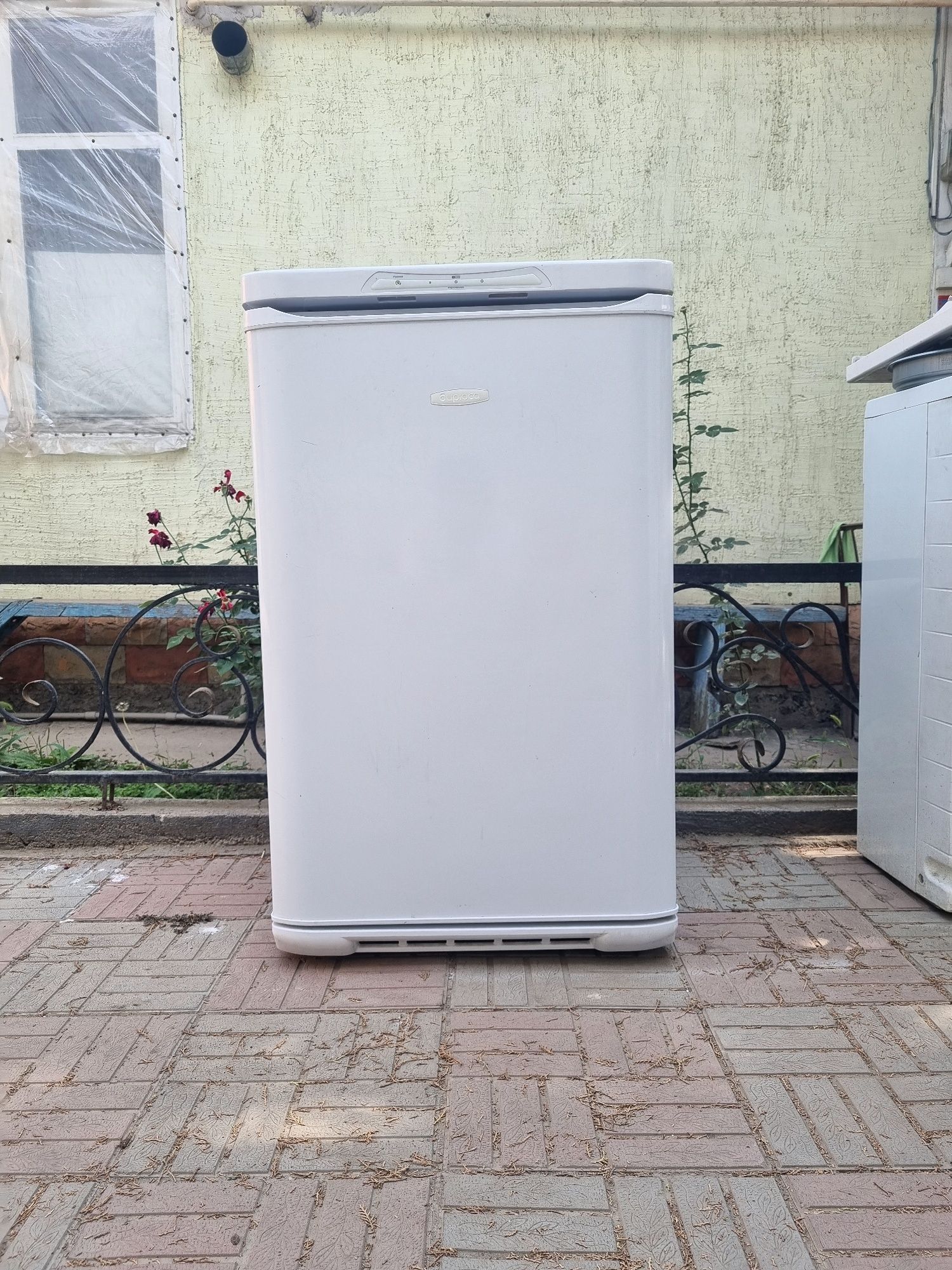 Морозильник Бирюса