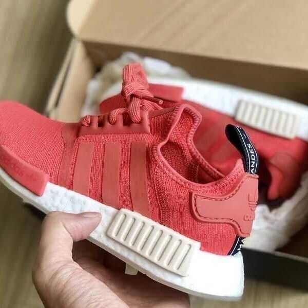 Оригинални маратонки * ADIDAS NMD_R1   * EU37 1/3