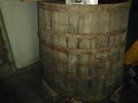 Vând cada de lemn de stejar - 700 litri