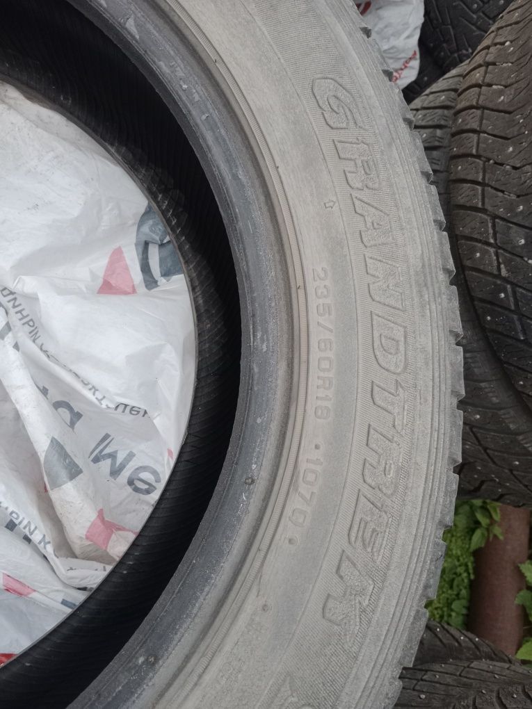 Продам шины в хорошем состоянии