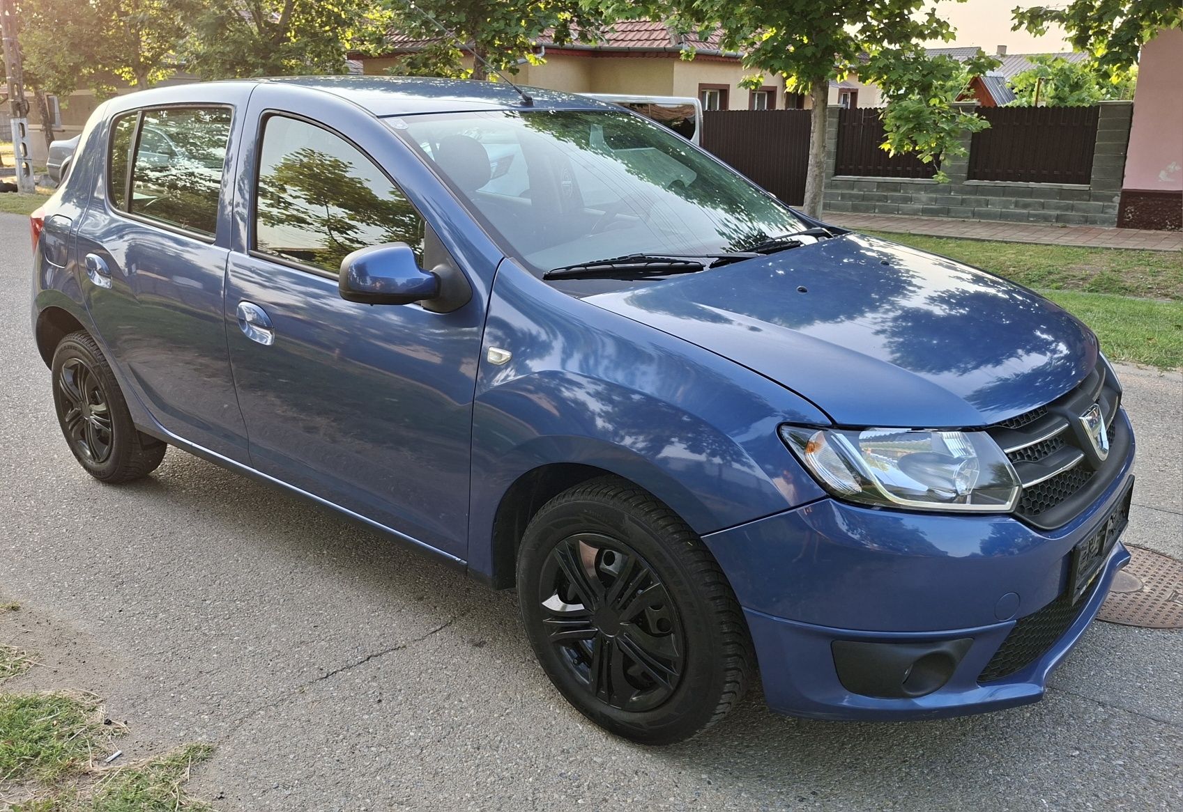 Dacia Sandero 0.9 TCe * 90 cp * carte service * clima * 2014 *