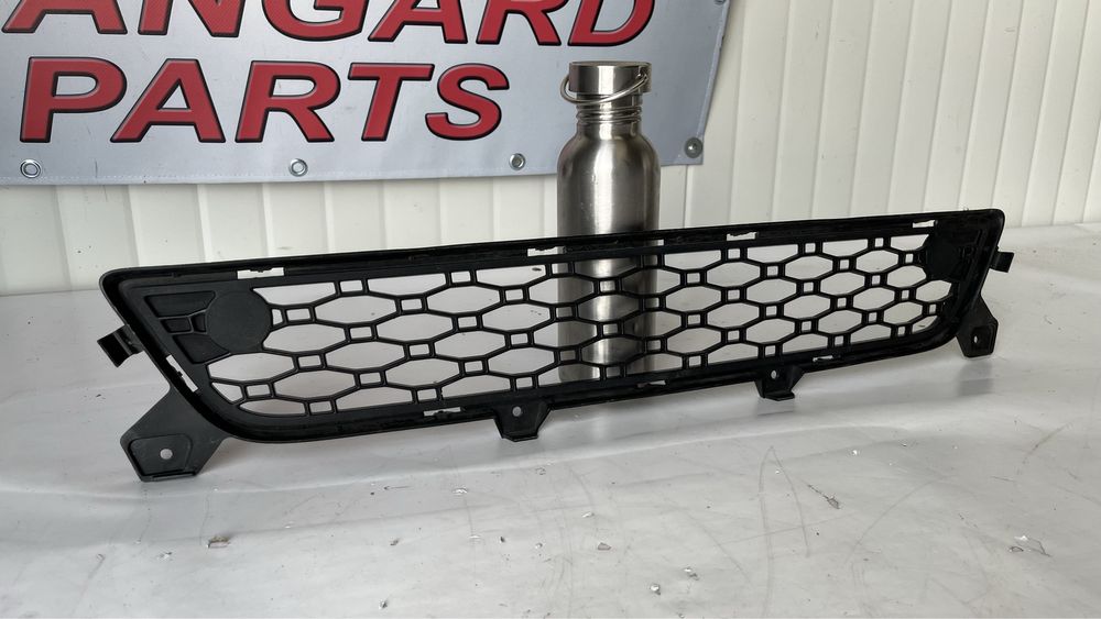 Решетка Volvo XC60