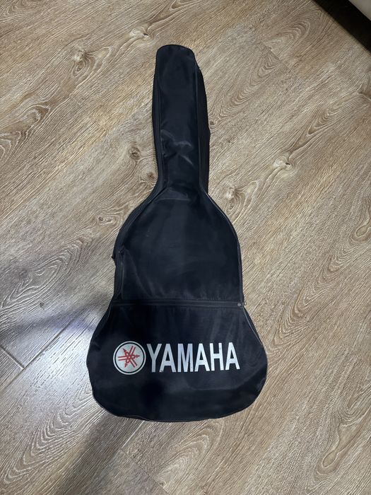 Гитара Ямаха C70 классическая