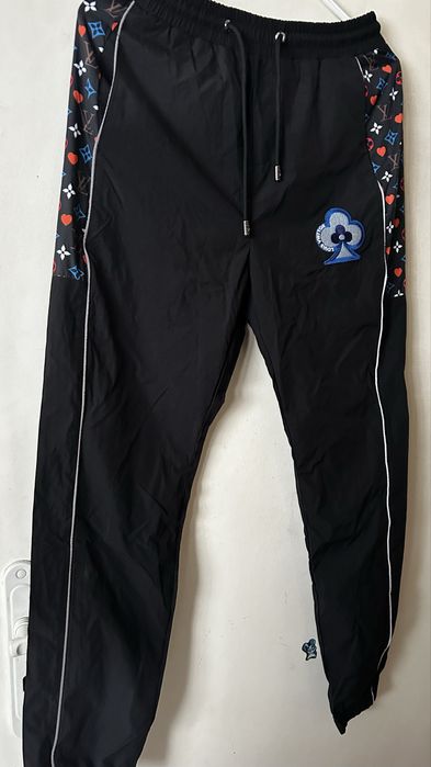 Ново! Eкип L.Vuitton