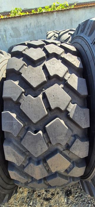 Anvelope industriale, cauciucuri agricole