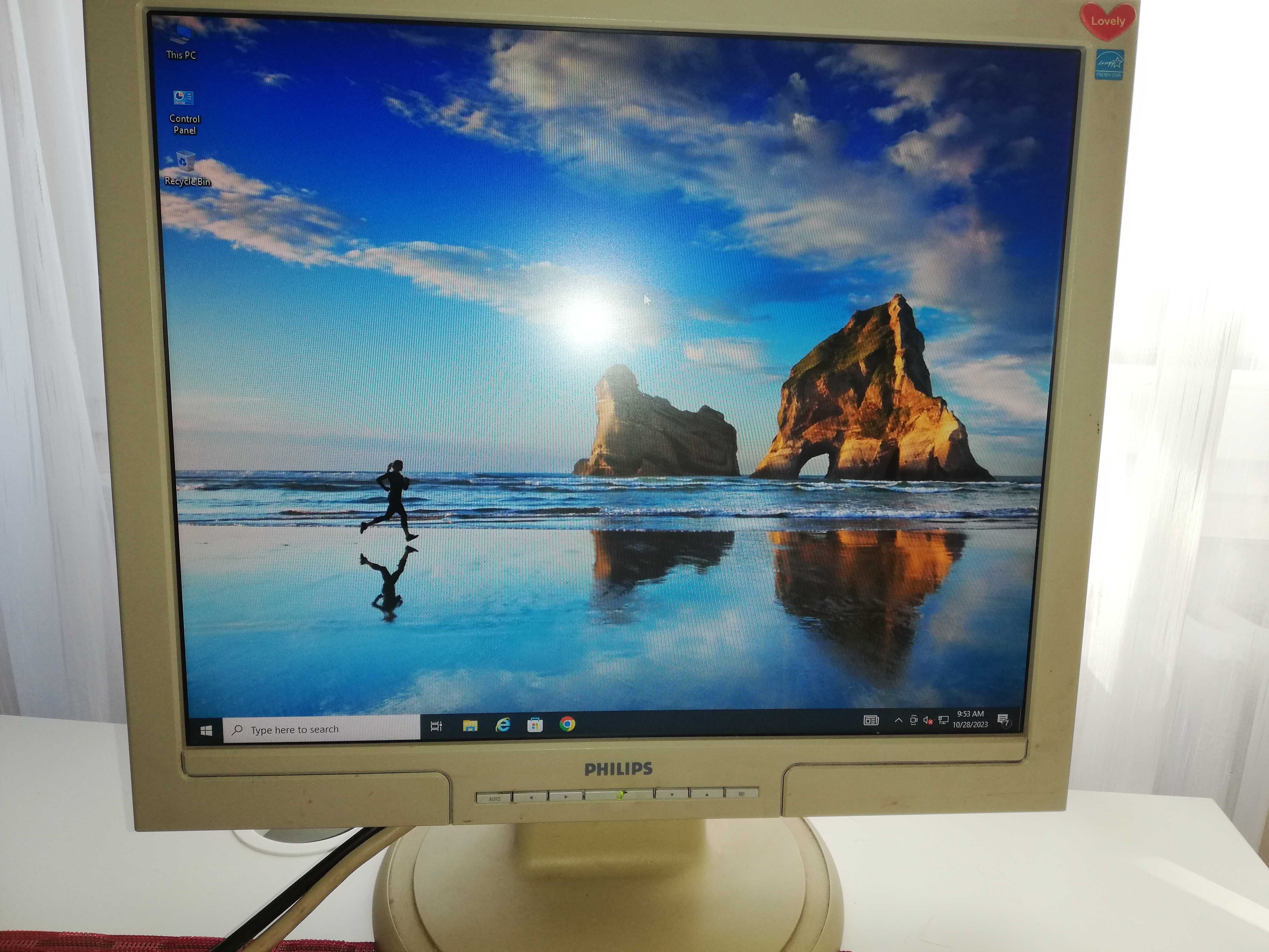 Desktop Fujitsu ESPRIMO P400