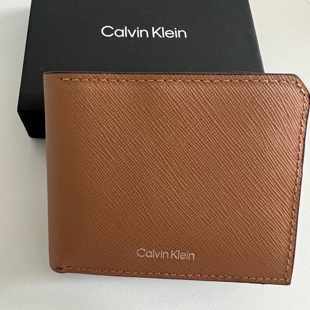 Кошелек Calvin Klein