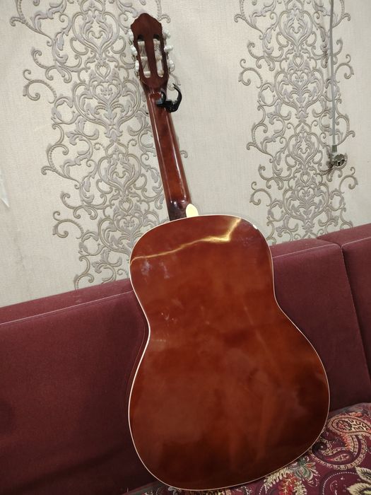 Гитара классическая