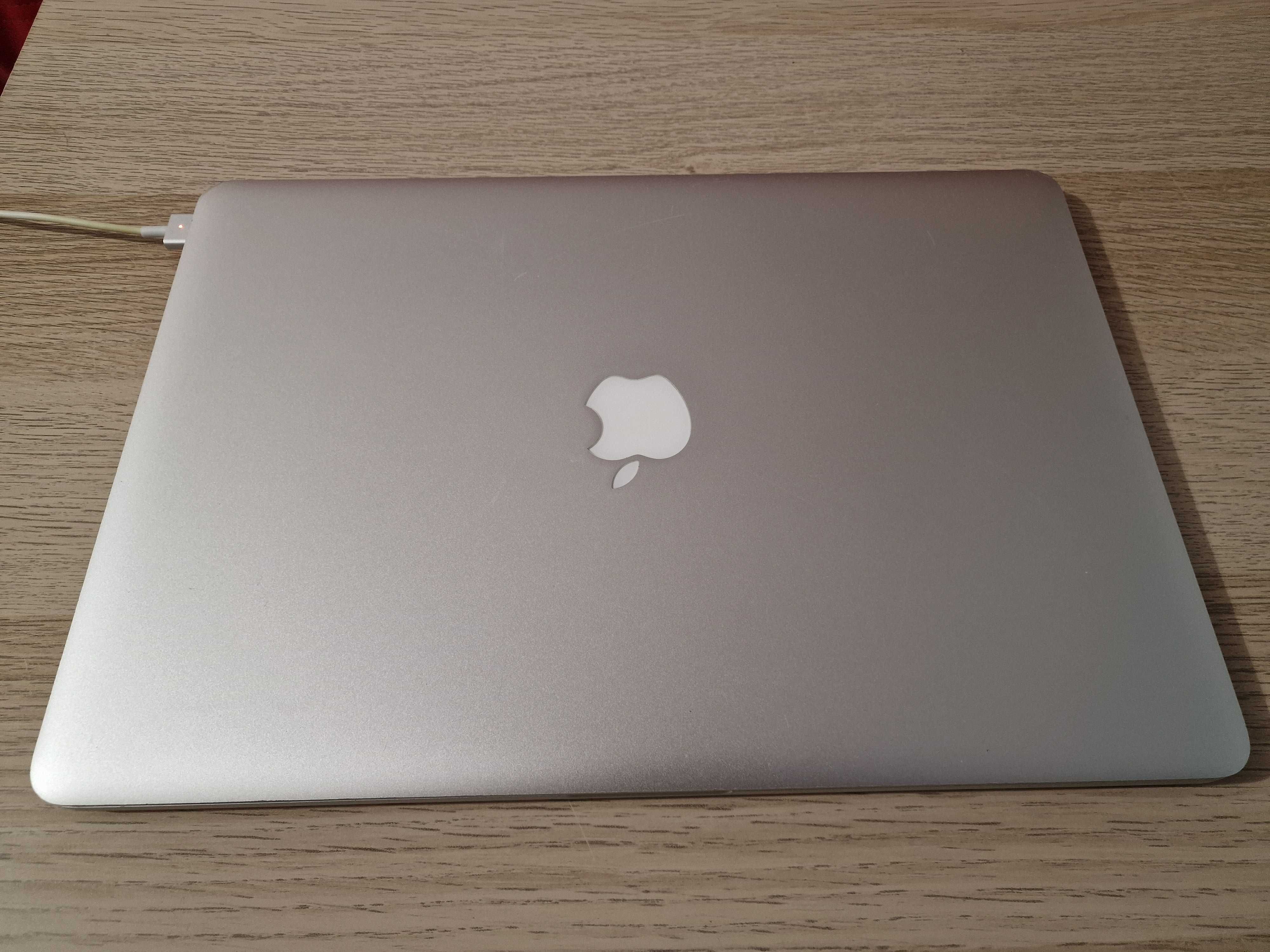 Apple MacBook Pro 15" Mid 2012 - 500Gb SSD 8Gb RAM