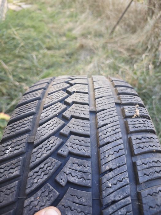 Зимни гуми 235/55/17