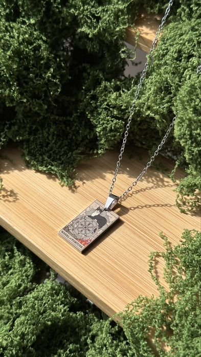 Кулон с картой таро «Колесо Фортуны»