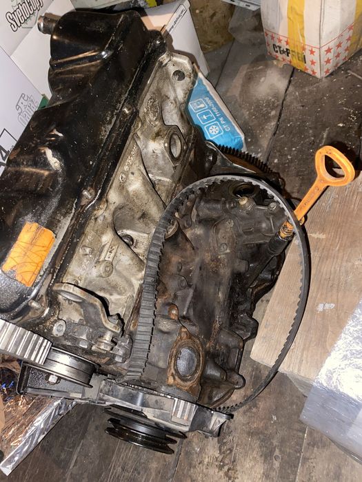 Продам двигатель пассат б3 1.8