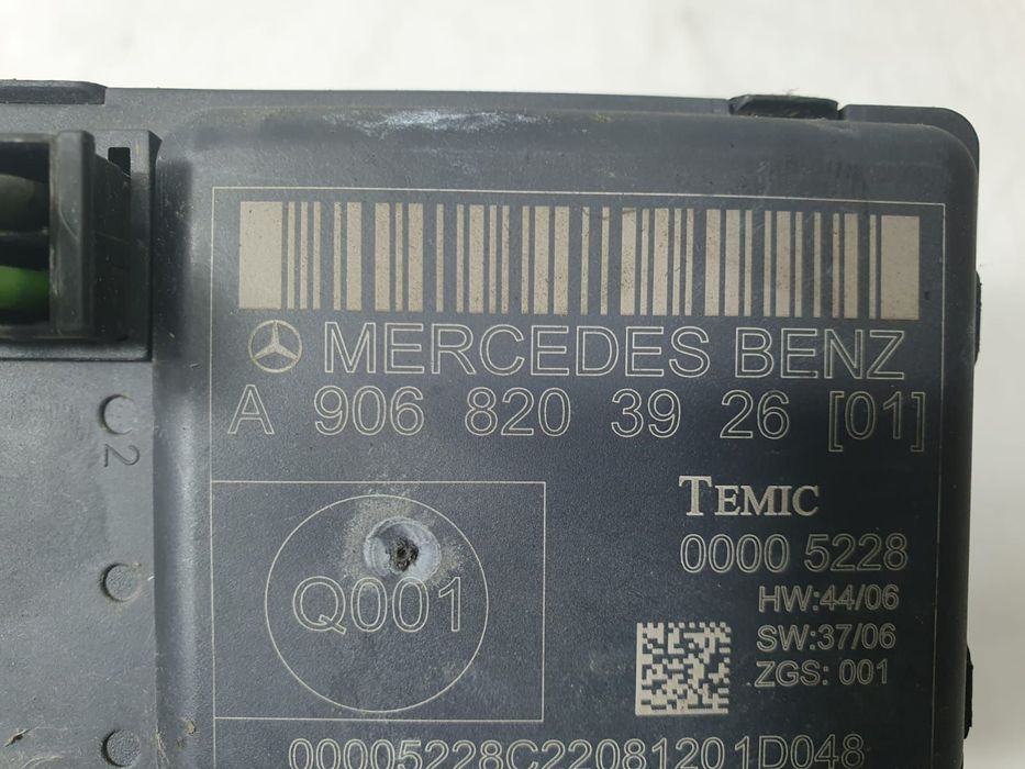 Modul usa dreapta fata A9068203926 Mercedes-Benz Sprinter 2 906  [din