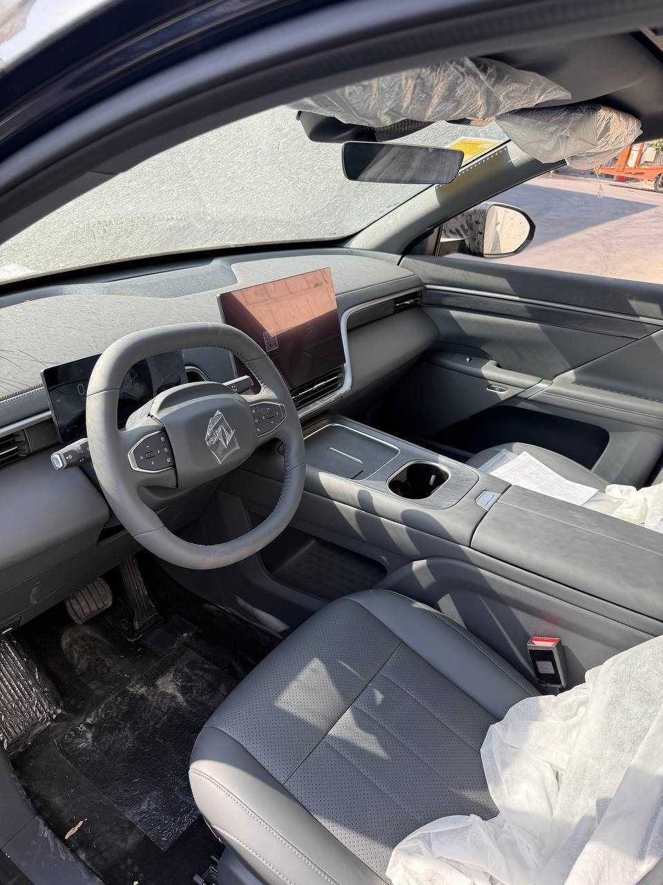 Dongfeng 008 Restyling 2026 Hybrid
