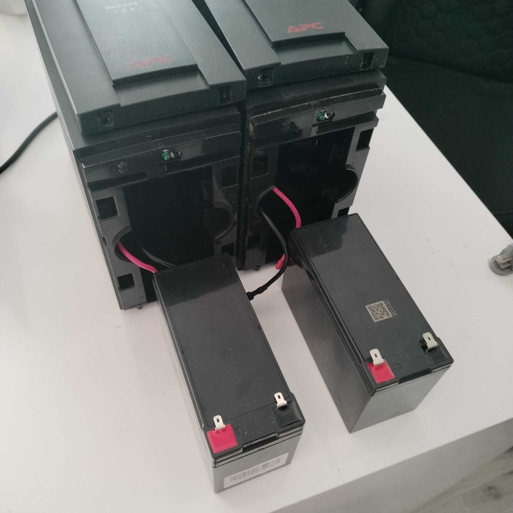 2 x APC UPS 700VA