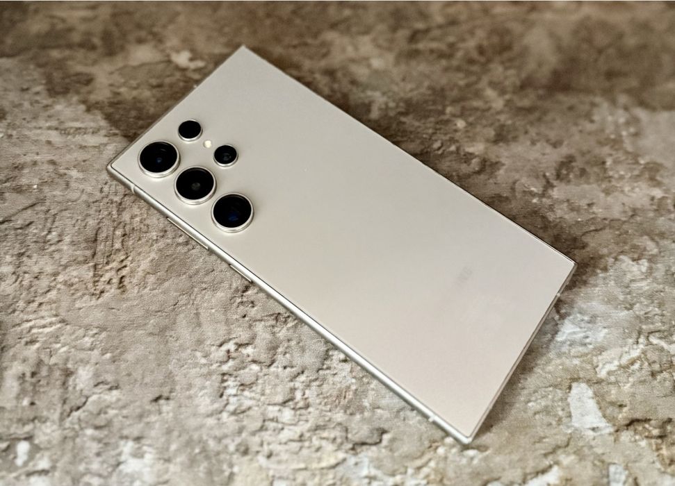 Vand Samsung s24 ultra 1 an garantie