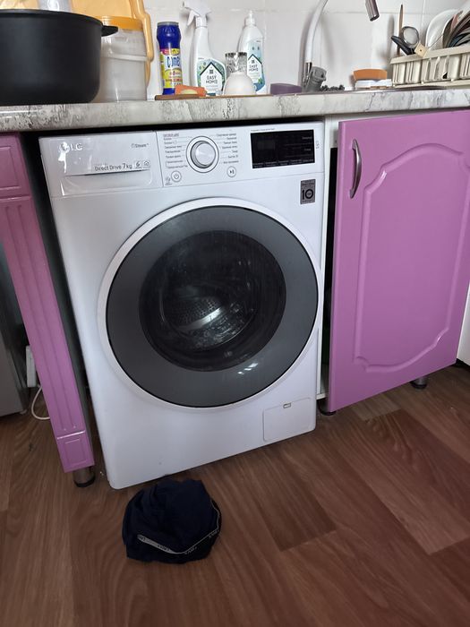 Стиральная машина продается б/у на запчасти машинке 5лет