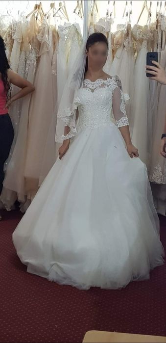 Rochie mireasa model Ivory