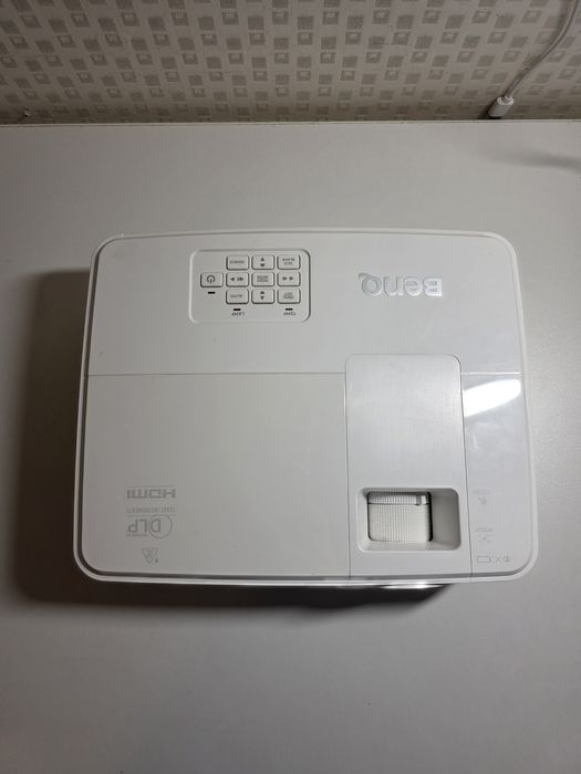 Proiector BENQ alb