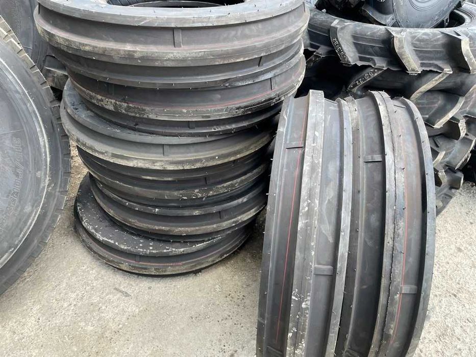 Cauciucuri noi de tractor fata directie 7.50-16 cu 10pr