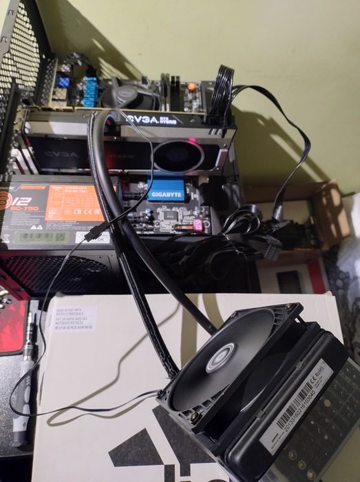 Nvidia gtx titan x 12 gb hybrid watercooled