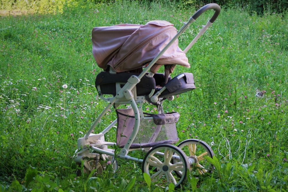 Carucior Bertoni-Lorelli S-700 + Scoica Auto LifeSaver + Cadou Umbrela