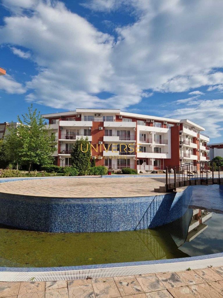 Продава се Тристаен апартамент в к.к. Елените - 97 кв.м за 990 €/кв.м - Снимка #9