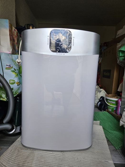 Boiler electric Ariston de 50 de litri