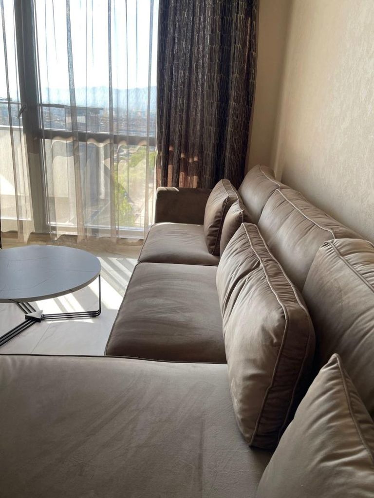 Дава се под наем Двустаен апартамент в София, Дружба 2 - 65 кв.м за 750 € - Снимка #2