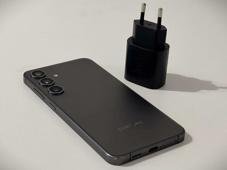 Бартер! Samsung Galaxy S24 Plus Onyx Black (Черен) + Зарядно!