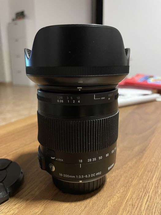 Obiectiv Sigma 18-200mm