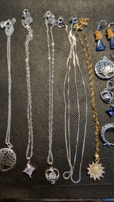 Лот бижута обици