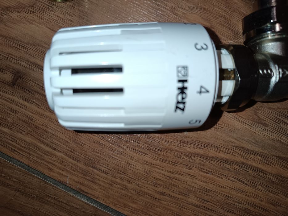 Robinet termostatic herz 3/8 + reducții 1/2