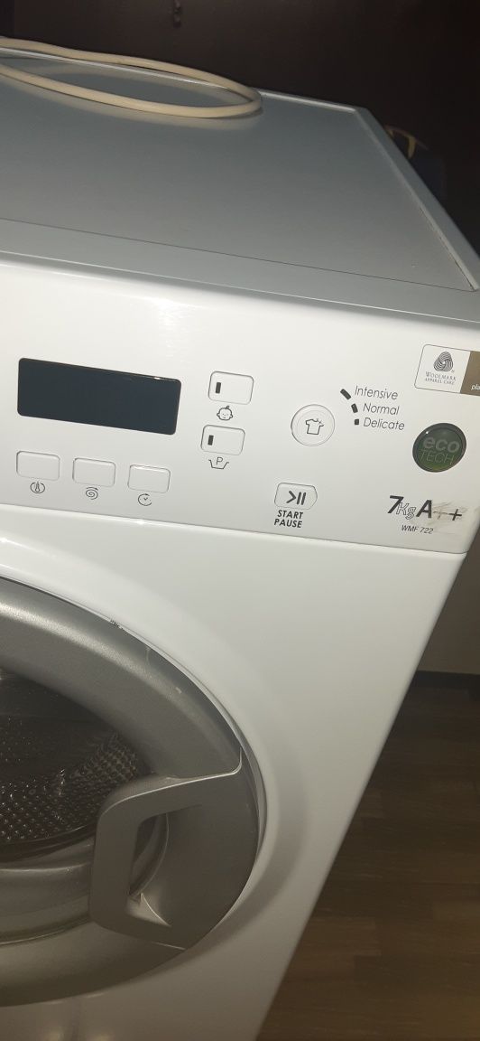 Пералня hotpoint ariston