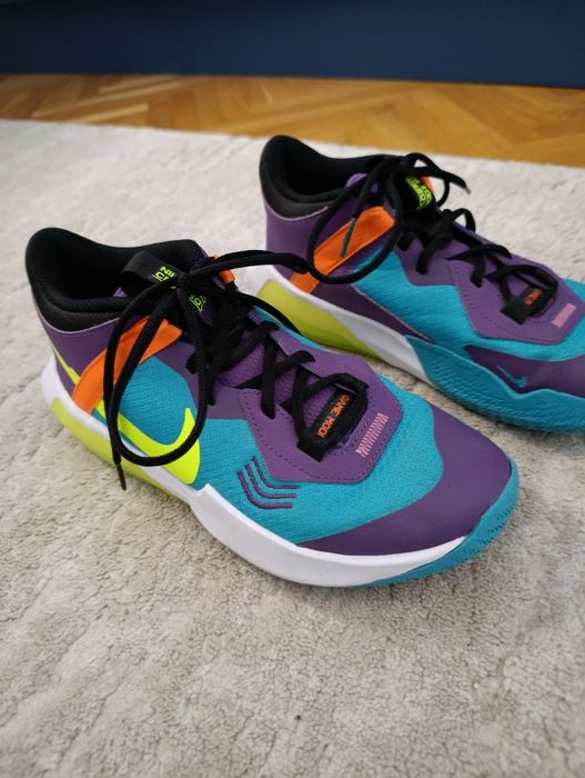 Papuci de baschet Nike zoom crossover