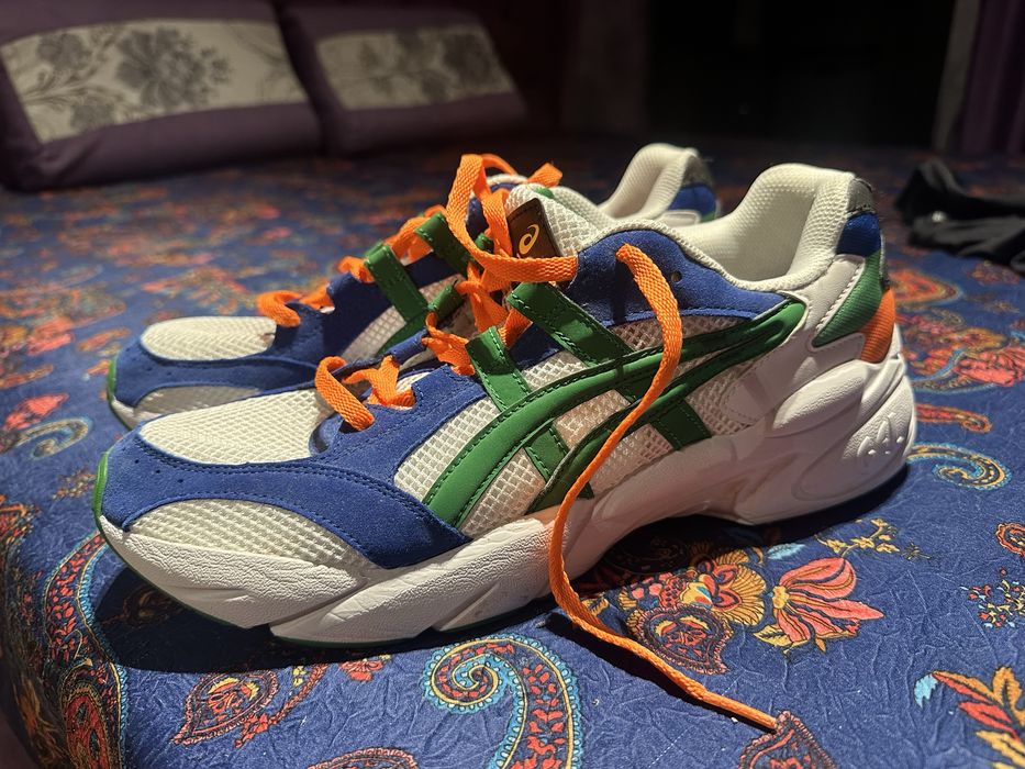 Asics Gel Kayano Noi(marimea 44.5)