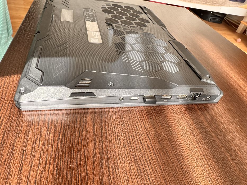 Laptop gaming ASUS TUF FX506H