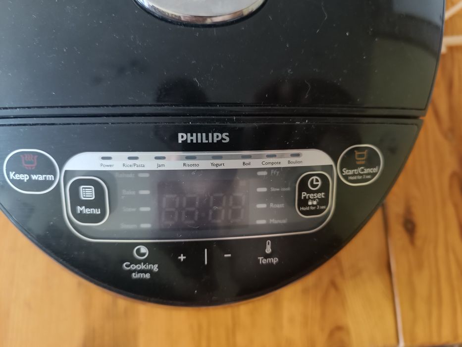 Мултикукър Philips HD3167