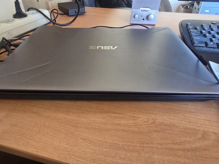 Игровой ноутбук ASUS