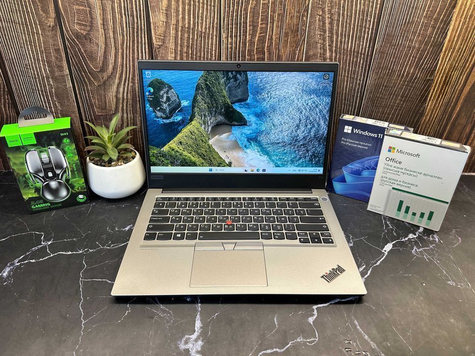 Ноутбук Lenovo ThinkPad E14 /Core i5-10210U/8GB/256GB/UHD Graphics