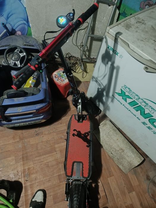 Продаю kugo m4 ( куго м4)