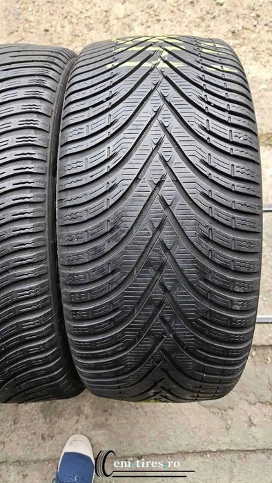 SET 4 Anvelope Iarna 225/40 R18 BFGOODRICH G Force Winter 2 92V