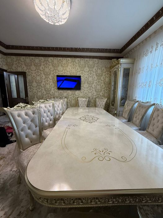 12tali stol stul xolati ideal yengide koʻp ishlatilmagan