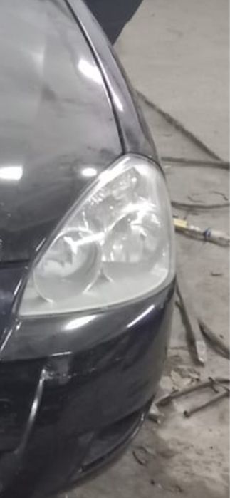 Продам левую фару приора 2