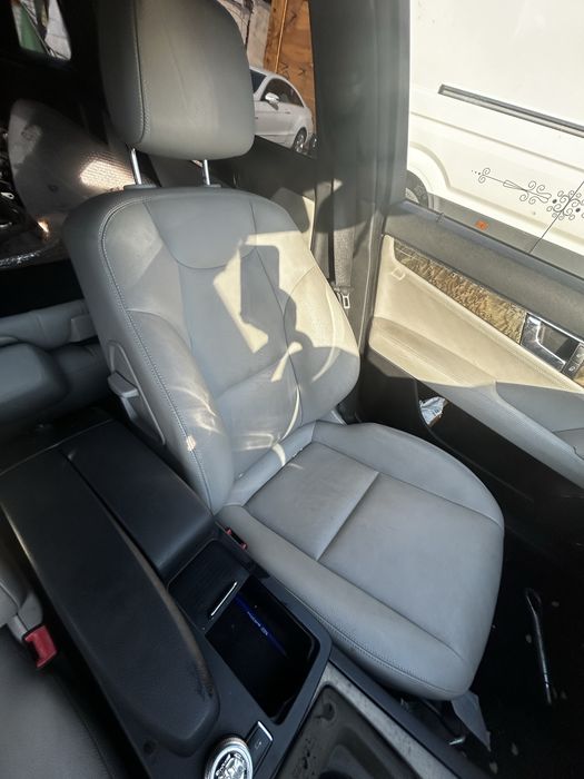 Dezmembrez Mercedes-benz C-class w204