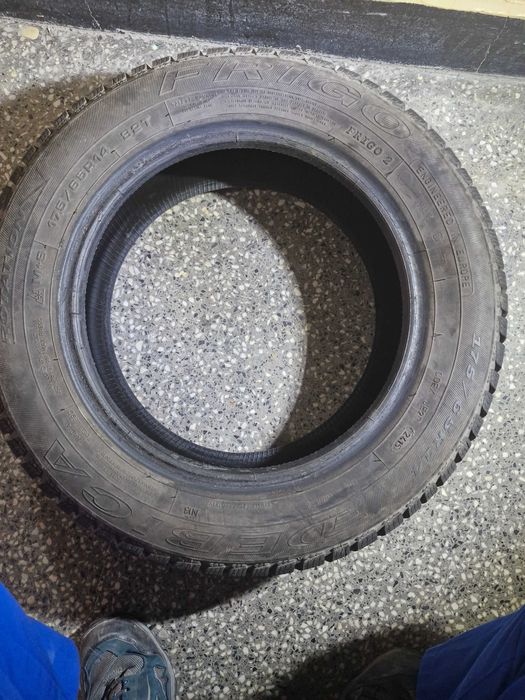 Гуми DEBICA 175 65 R14 Зимни