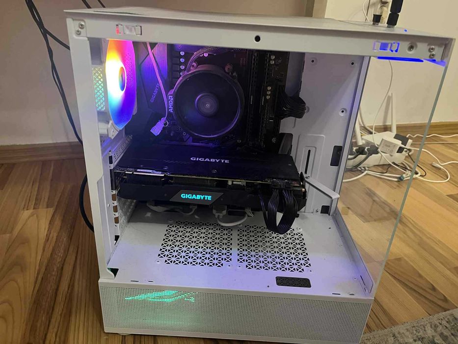 PC Gaming Ryzen 7 5700, RTX 2080 SUPER 32GB RAM, 2 monitoare