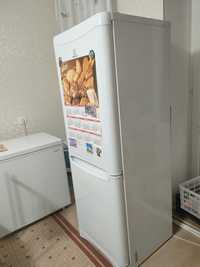 Продам холодильник фирмы Indezitit
