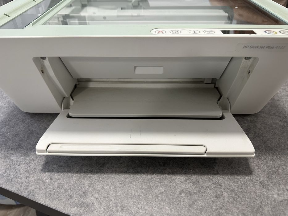 Imprimanta HP Deskjet Plus 4122