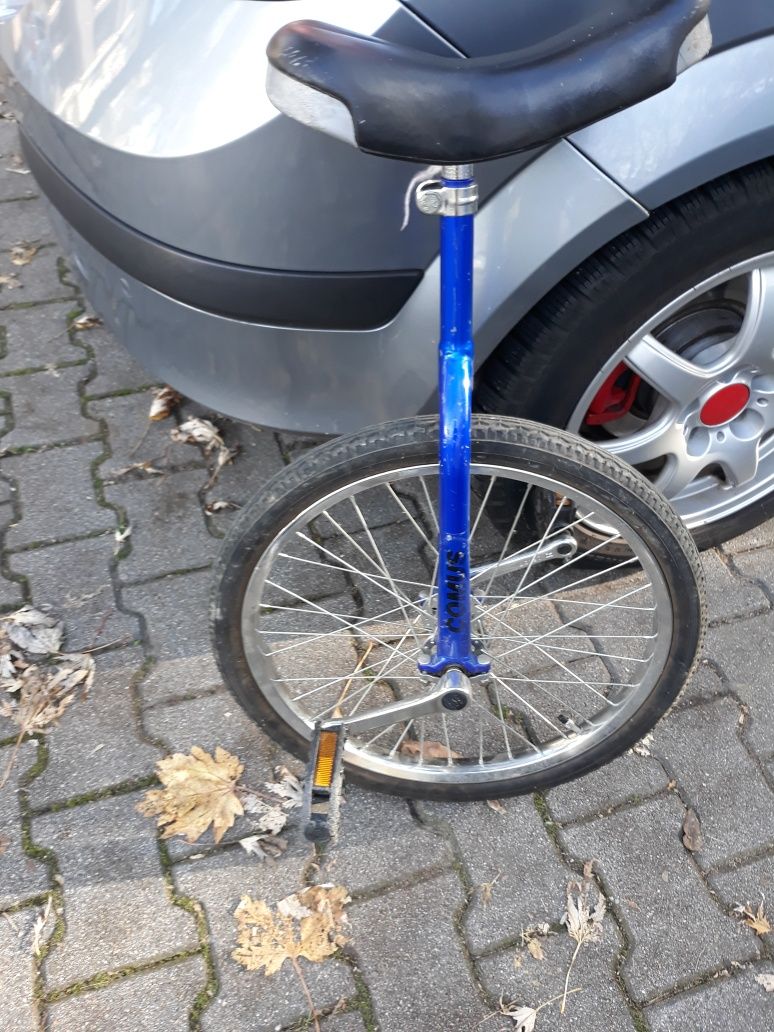 Monociclu ,Bicicleta cu o roata.